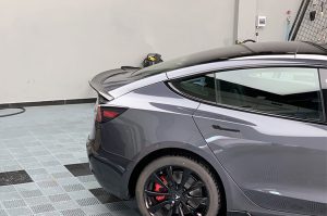 sport-carbon-fiber-rear-spoiler-for-tesla